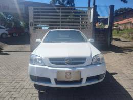 CHEVROLET - ASTRA - 2010/2011 - Branca - R$ 39.900,00