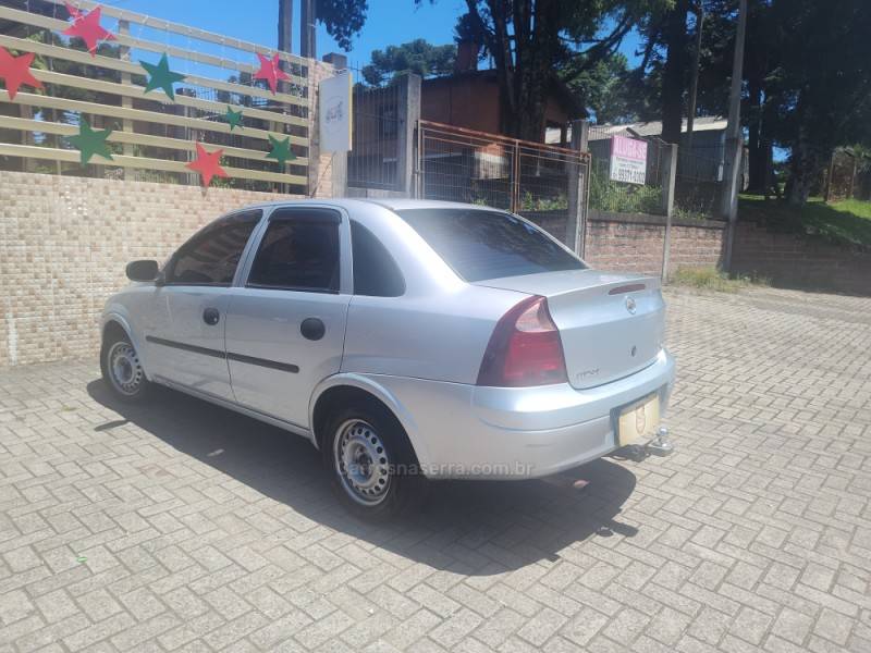 CHEVROLET - CORSA - 2008/2008 - Prata - R$ 19.900,00