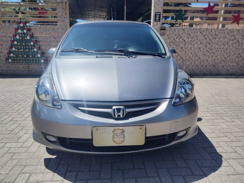 HONDA - FIT - 2008/2008 - Cinza - R$ 32.900,00