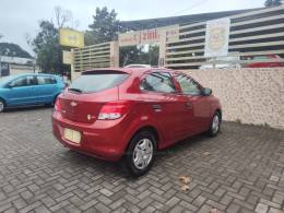 CHEVROLET - ONIX - 2017/2018 - Vermelha - R$ 46.900,00