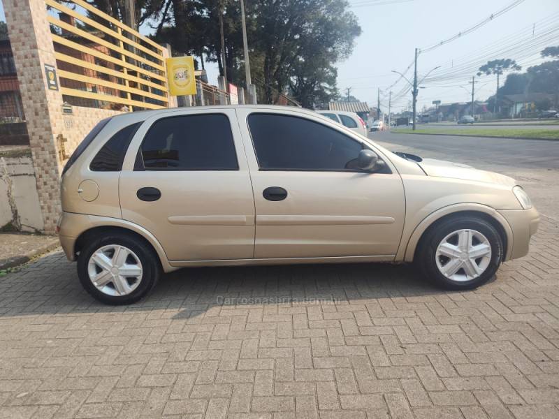 CHEVROLET - CORSA - 2012/2012 - Bege - R$ 31.900,00