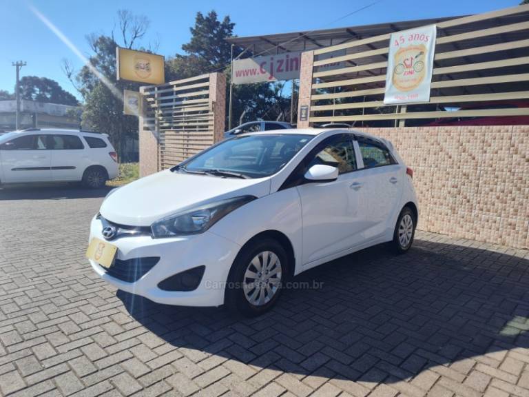 HYUNDAI - HB20 - 2014/2014 - Branca - R$ 43.900,00