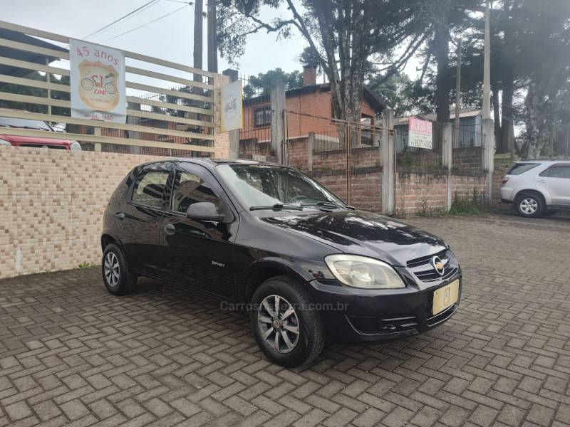 CHEVROLET - CELTA - 2009/2010 - Preta - R$ 26.900,00