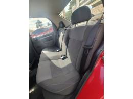 CHEVROLET - PRISMA - 2011/2012 - Vermelha - R$ 29.900,00
