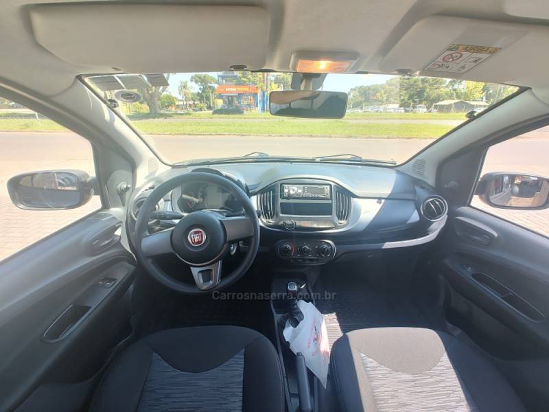 FIAT - UNO - 2019/2020 - Cinza - R$ 42.900,00