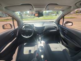 CHEVROLET - TRACKER - 2017/2018 - Branca - R$ 73.900,00