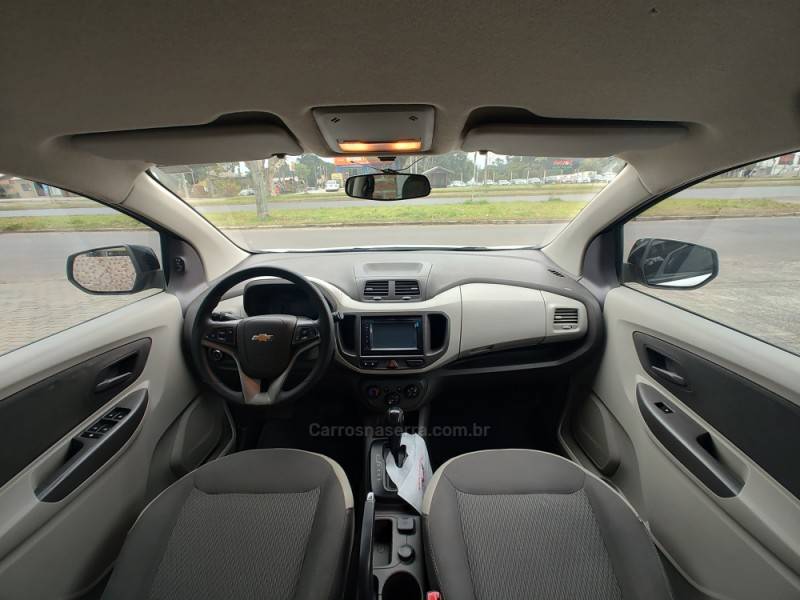 CHEVROLET - SPIN - 2014/2015 - Branca - R$ 44.900,00