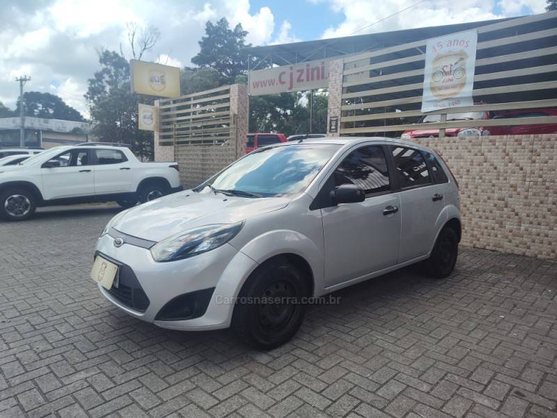 FORD - FIESTA - 2011/2012 - Prata - R$ 19.900,00