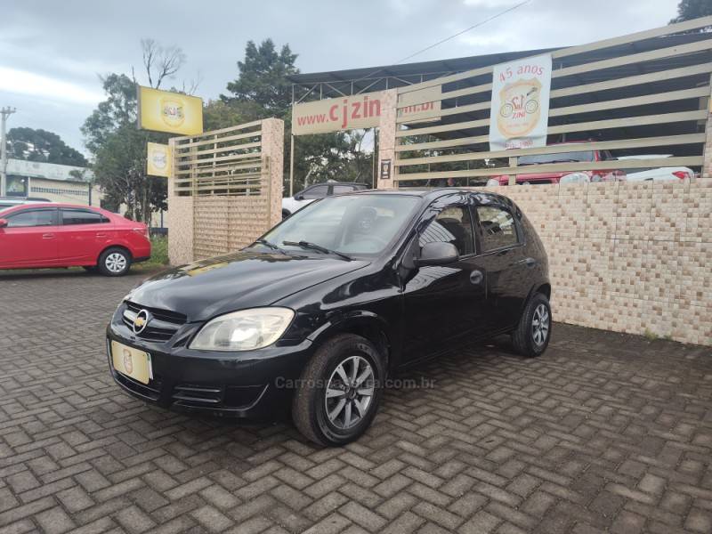 CHEVROLET - CELTA - 2009/2010 - Preta - R$ 26.900,00