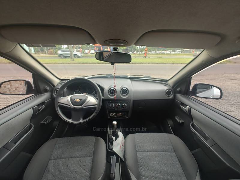 CHEVROLET - CELTA - 2013/2013 - Prata - R$ 32.900,00