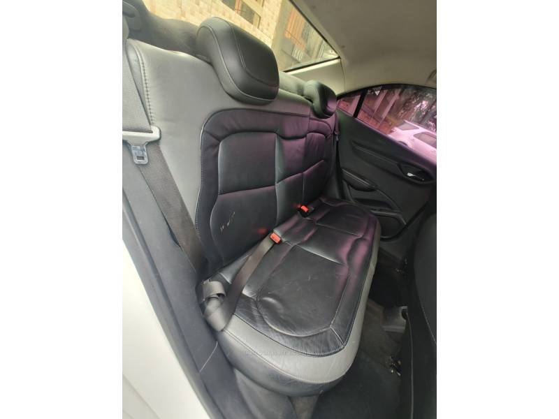 CHEVROLET - PRISMA - 2013/2013 - Branca - R$ 46.900,00
